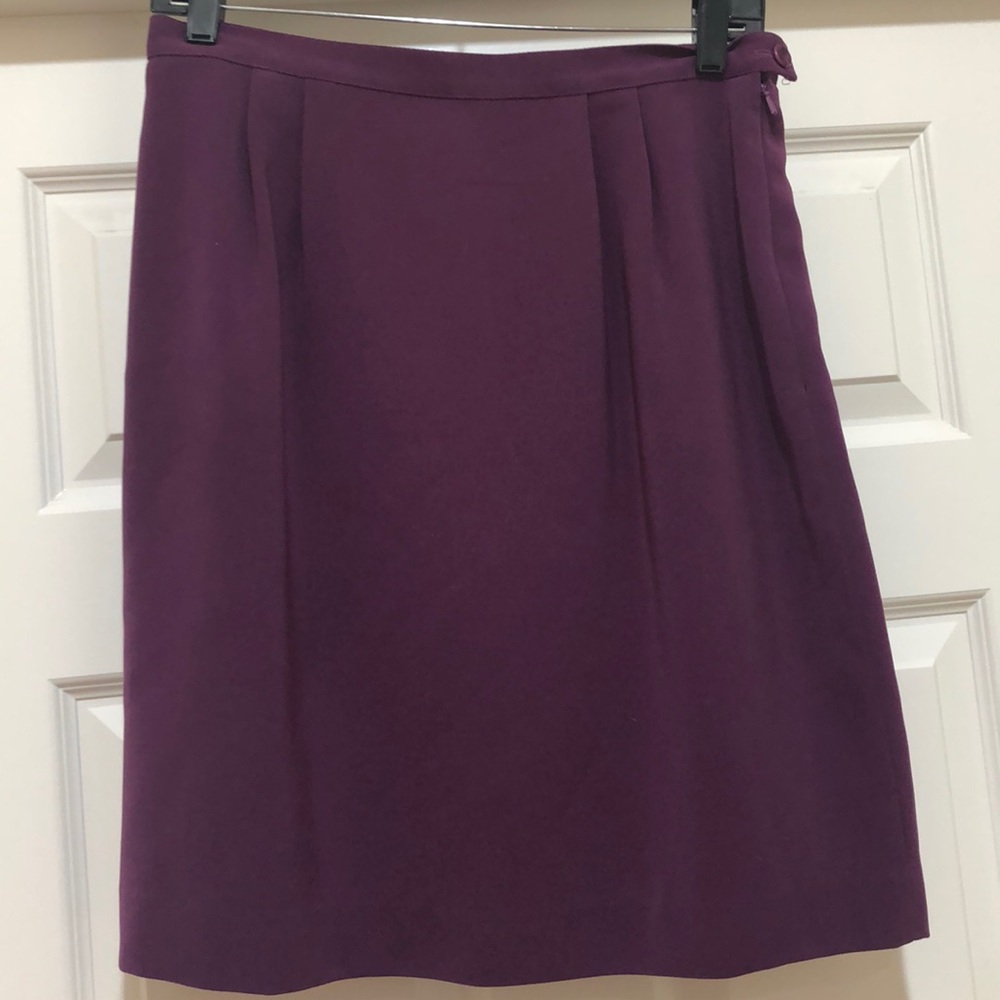 NWOT Preview Pencil Lined Skirt Size 12